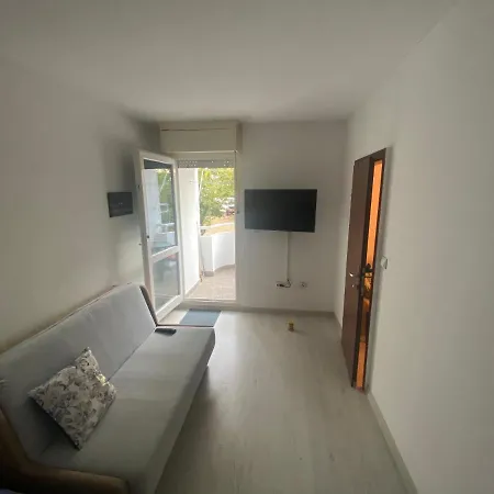 Apartment Divna Šibenik